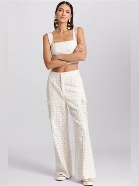 House of Harlow 1960 White Eyelet Cargo Wide Leg Pants Size M